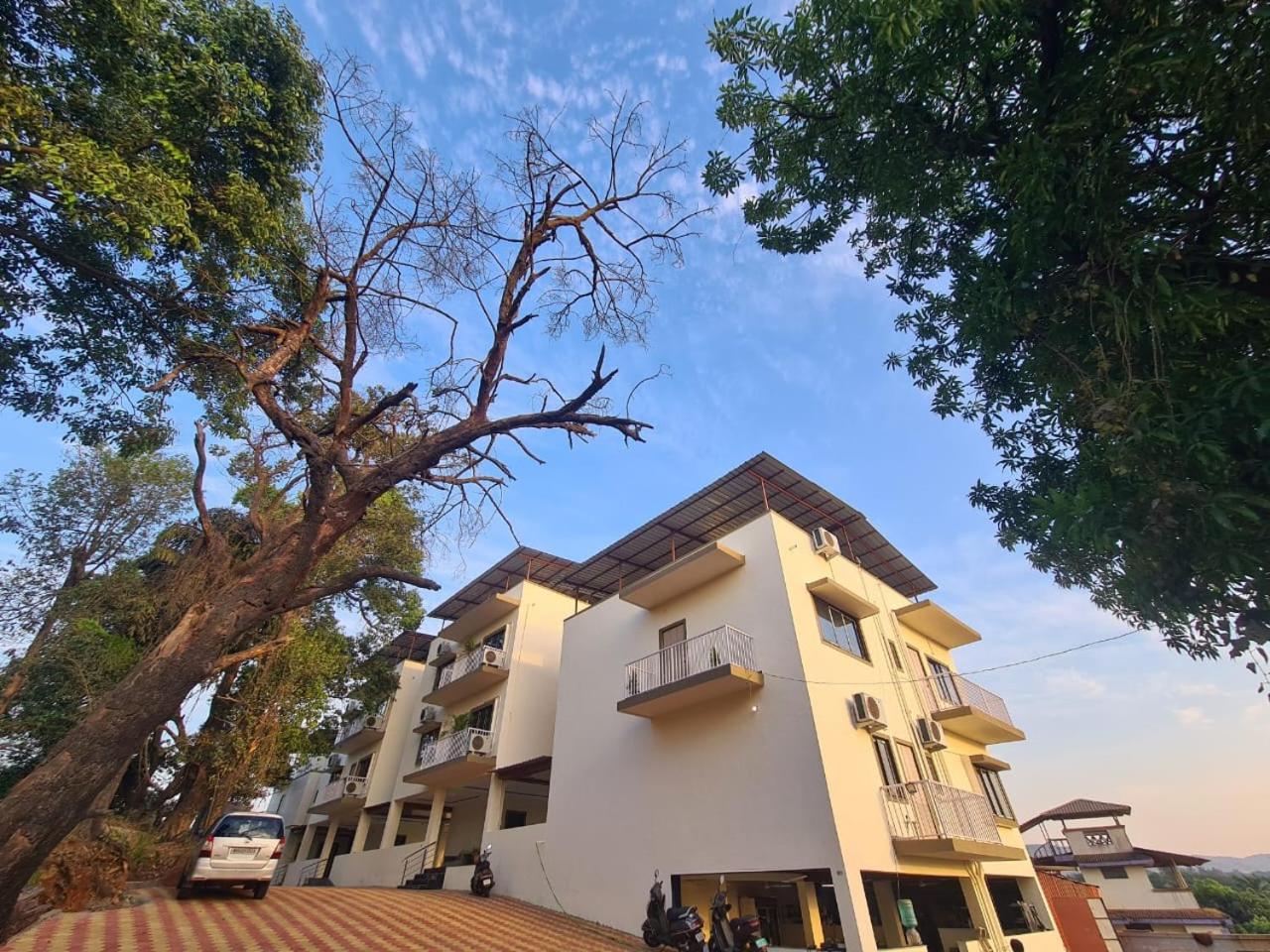 Hill View Hotel By Bil Лонавала Экстерьер фото